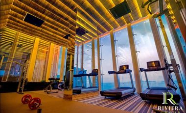 ให้เช่าคอนโดหรูวิวทะเล The Riviera Wongamat Beach Pattaya 1 Bedroom 45 Sq.m.  High Floor Walking Distance to the Beach Near Terminal 21 Pattaya