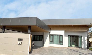 Modern Luxury Pool Villa for Rent in Central Pattaya 3 Bedrooms  Private Swimming Pool  Near International Schools and Siam Country Club