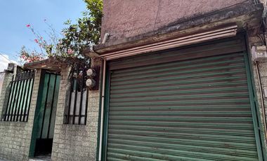 Se Vende Casa Comercial y Habitacional en los Reyes Ixtacala, Estado de Mexico