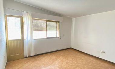 Se Vende Casa Comercial y Habitacional en los Reyes Ixtacala, Estado de Mexico