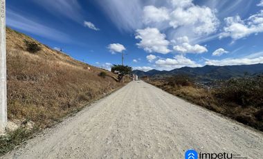 Terreno en venta sector San Vicente cerca de los patios de carro al occidente de la ciudad de Loja