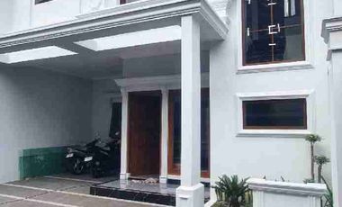 Rumah Cluster Dekat Tol TB Simatupang & LRT, Kramat Jati Jakarta Timur