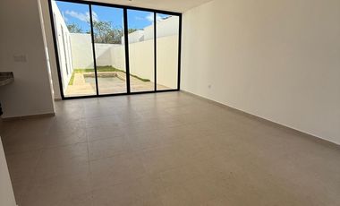 CASA EN PRIVADA EN CHOLUL DE UNA PLANTA