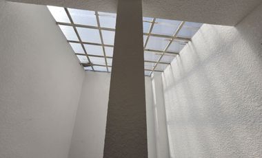 Casa en Los Héroes Toluca! Seguridad 24/7, 2 Recamaras / Un lugar de estacionamiento
