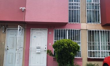 Casa en Los Héroes Toluca! Seguridad 24/7, 2 Recamaras / Un lugar de estacionamiento