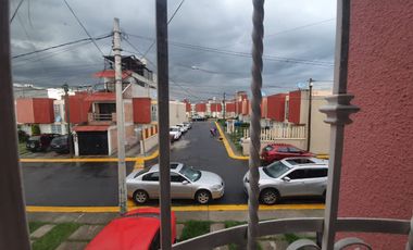 Casa en Los Héroes Toluca! Seguridad 24/7, 2 Recamaras / Un lugar de estacionamiento