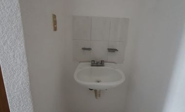 Casa en Los Héroes Toluca! Seguridad 24/7, 2 Recamaras / Un lugar de estacionamiento
