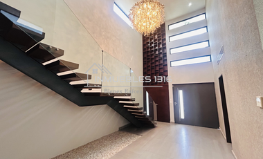 Venta Casa en  Real de la Sierra zona Sierra Alta