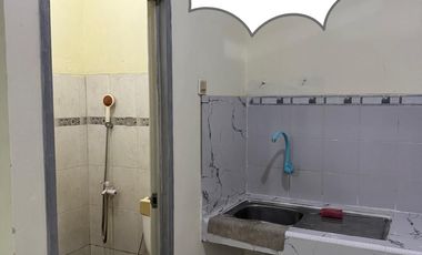 Di Sewakan Rumah Murah 2Kamar Dekat Stasiun DEPOK di Permata Depok Regency