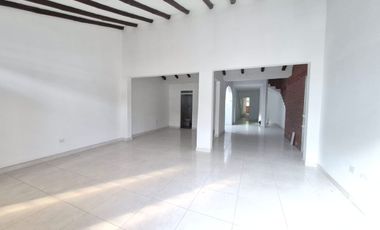 Alquiler de casa en el barrio Fatima