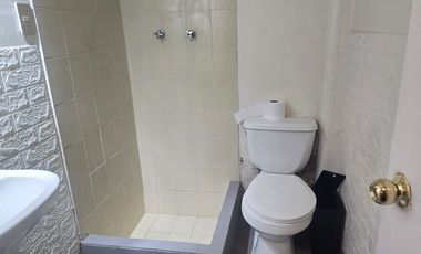 Arriendo casa Los Aliaga, Eduardo Castillo Velasco.- Ñuñoa