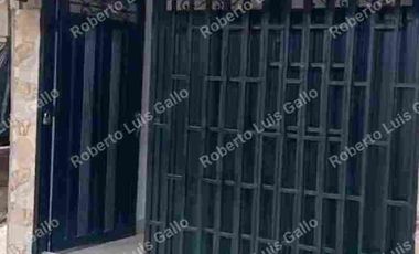 Vendo apto 1er. piso con local en manrique oriental