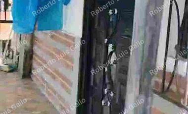 Vendo apto 1er. piso con local en manrique oriental