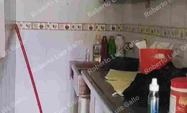 Vendo apto 1er. piso con local en manrique oriental