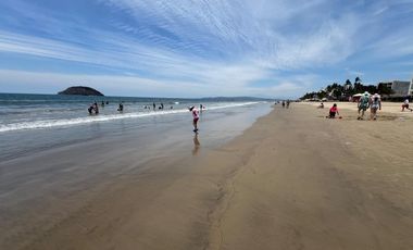 TERRENO FRENTE AL MAR EN VENTA EN RINCÓN DE GUAYABITOS, NAYARIT