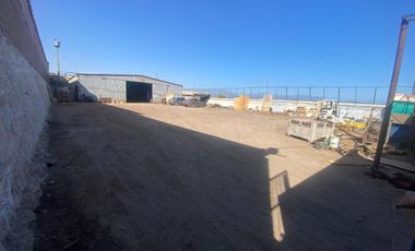 Se Vende Terreno Superficie: 1.500 m2 (15m de frente por 26m de fondo)