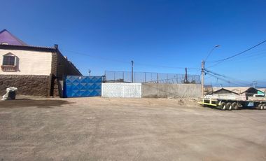 Se Vende Terreno Superficie: 1.500 m2 (15m de frente por 26m de fondo)