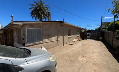 Casa en venta, sector Centro Coelemu.