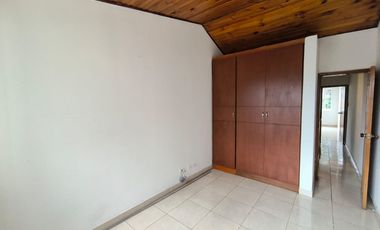 SE ARRIENDA CASA URBANIZACION LA ALEGRIA - CHIA