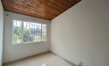SE ARRIENDA CASA URBANIZACION LA ALEGRIA - CHIA