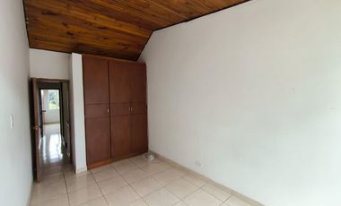 SE ARRIENDA CASA URBANIZACION LA ALEGRIA - CHIA