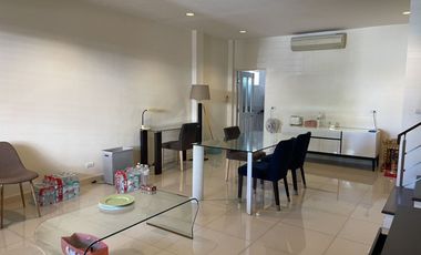 FOR SALE: 3-Storey Corner Townhome at Private Ville Huamark 11, 23.5 Sq.Wah, Fully Built-in, Convenient Location