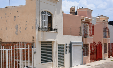Casa en venta en Villas de Plateros, Fresnillo, Zacatecas.