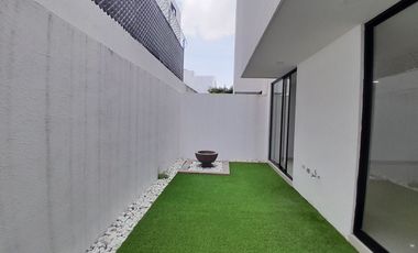 CASA EN RENTA LOMAS DE ANGELOPOLIS PARQUE MEXICO