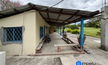 En venta terreno con media agua en Malacatos sector las cucardas