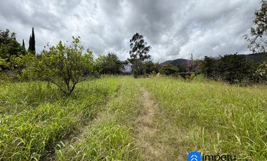 En venta terreno con media agua en Malacatos sector las cucardas