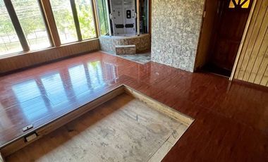 Casa esquina de 3 pisos en arriendo, Talagante
