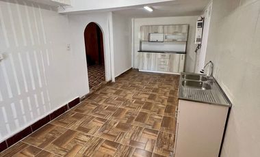 Casa esquina de 3 pisos en arriendo, Talagante