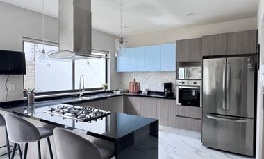 VENTA, CASA METEPEC, ZONA DORADA, CASA CLUB Y AMENIDADES
