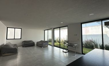 VENTA DE CASA, UBICACIÓN ESTRATEGICA, METEPEC