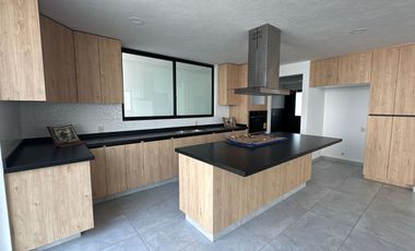 VENTA DE CASA, UBICACIÓN ESTRATEGICA, METEPEC