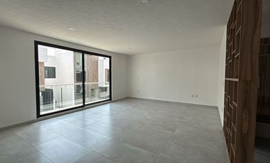 VENTA DE CASA, UBICACIÓN ESTRATEGICA, METEPEC