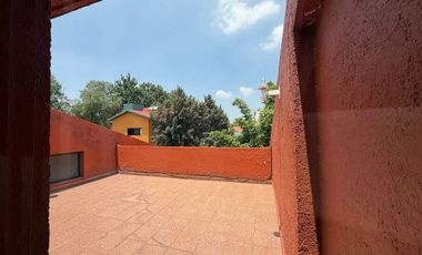 Casa en Venta – Cerrada Tehuixtle , Valle Escondido, CDMX