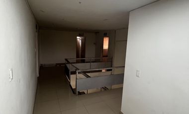 SE ALQUILA LOCAL CASA COMERCIAL EN CALI SECTOR DE CHIPICHACHAPE LA FLORA