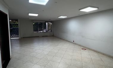 SE ALQUILA LOCAL CASA COMERCIAL EN CALI SECTOR DE CHIPICHACHAPE LA FLORA