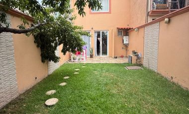 Cofradía III Casa Con Excedente de Terreno y Ampliaciones En RENTA