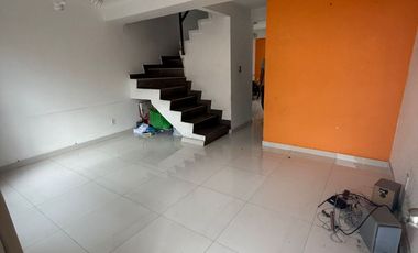 Cofradía III Casa Con Excedente de Terreno y Ampliaciones En RENTA