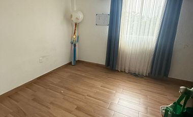 Cofradía III Casa Con Excedente de Terreno y Ampliaciones En RENTA
