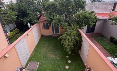 Cofradía III Casa Con Excedente de Terreno y Ampliaciones En RENTA