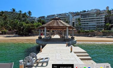 Villa Alejandra, departamento de lujo en venta, acceso a playa y muelle propio, Acapulco.