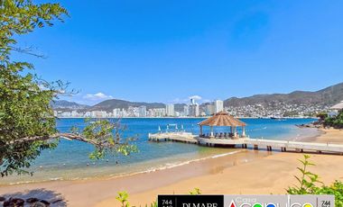 Villa Alejandra, departamento de lujo en venta, acceso a playa y muelle propio, Acapulco.