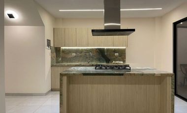 Se alquila casa con A/C en Urb Arboleia de Machala