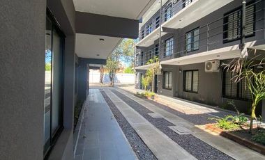 DEPARMENTO 2 AMBIENTES EN PLANTA BAJA CON COCHERA -