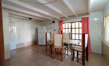 Casa grande en venta en el Centro de Dos de Mayo Misiones