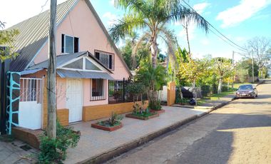 Casa grande en venta en el Centro de Dos de Mayo Misiones