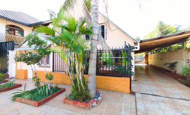 Casa grande en venta en el Centro de Dos de Mayo Misiones